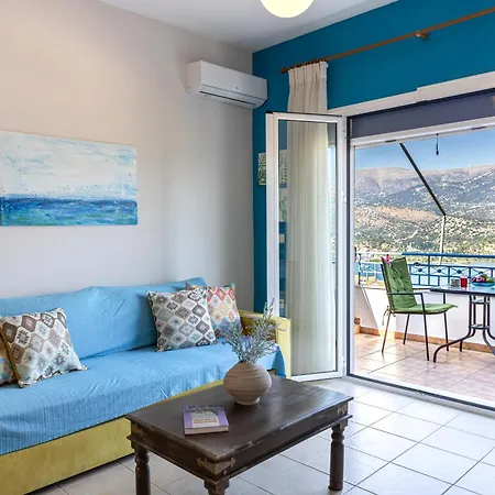 Antigone Apartment *