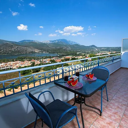 Antigone Apartment *