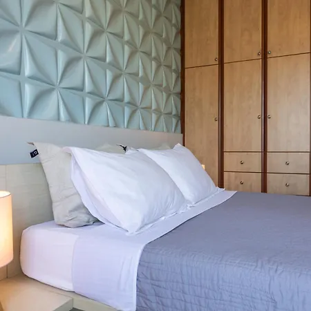 Antigone 아파트 *