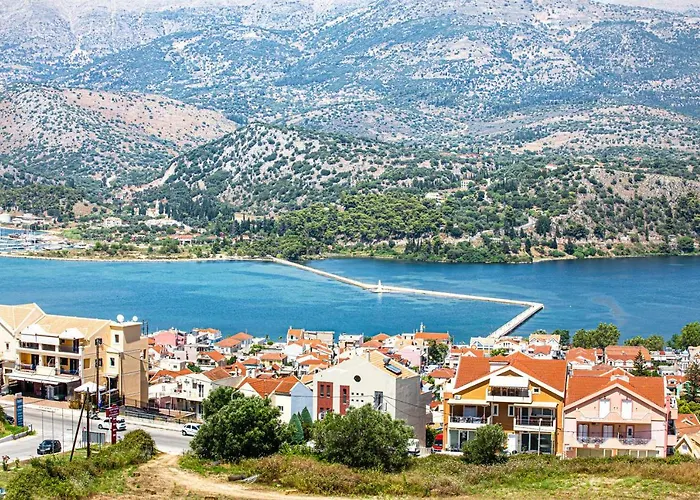 Antigone Apartment *